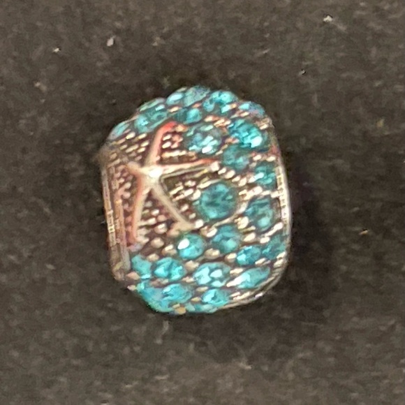 Starfish Charm - Picture 5 of 5